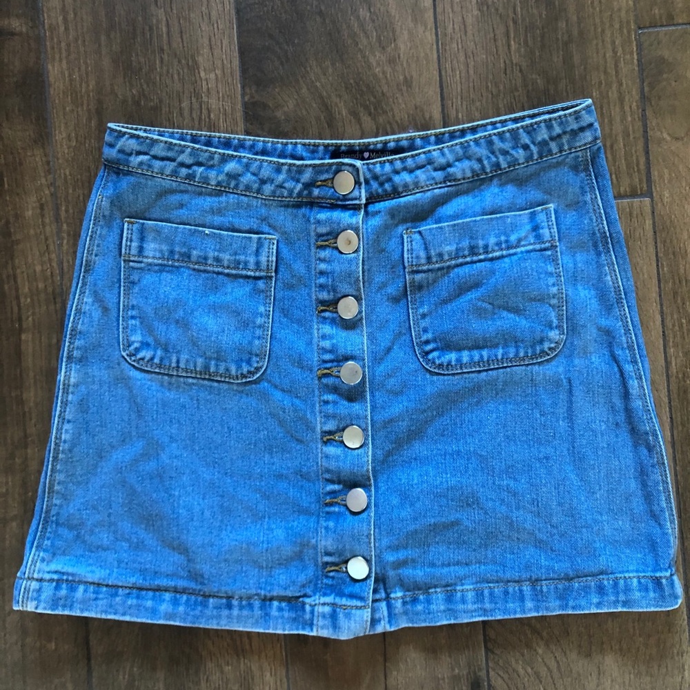 Brandy Melville button denim skirt